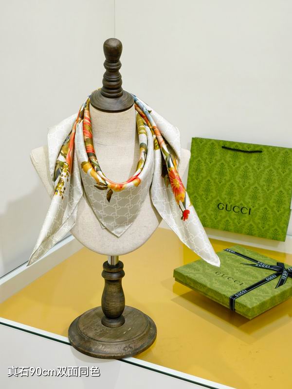 Gucci silk scarf 90X90cm E06 (2)