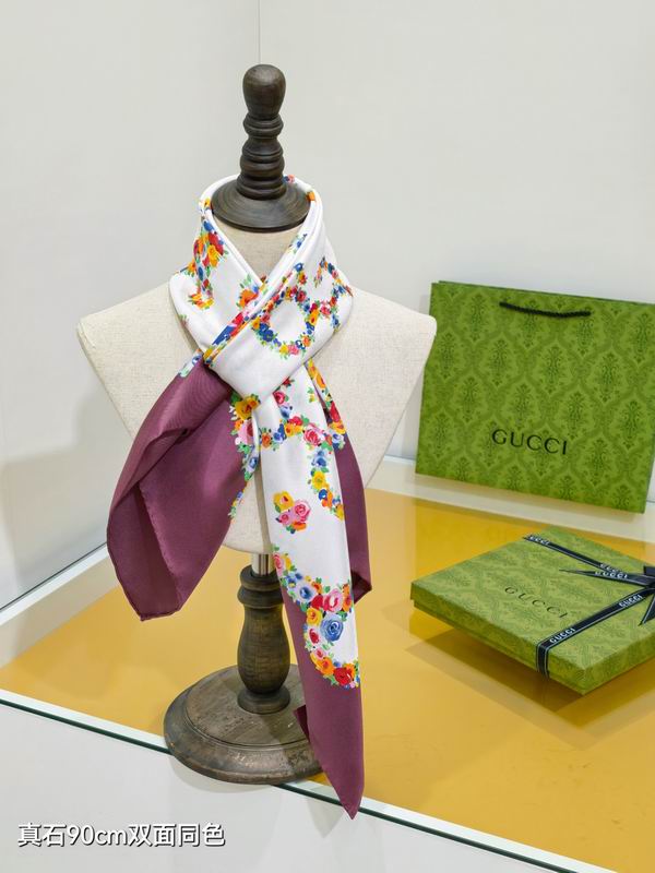 Gucci silk scarf 90X90cm E07 (1)