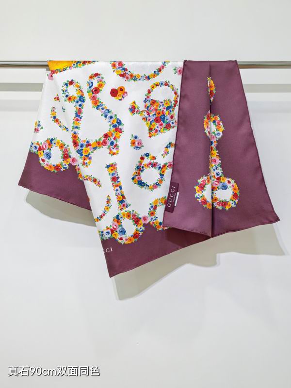 Gucci silk scarf 90X90cm E07 (3)
