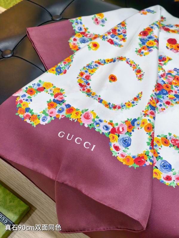 Gucci silk scarf 90X90cm E07 (6)