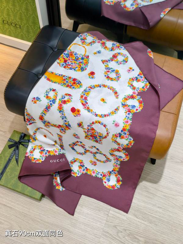 Gucci silk scarf 90X90cm E07 (7)