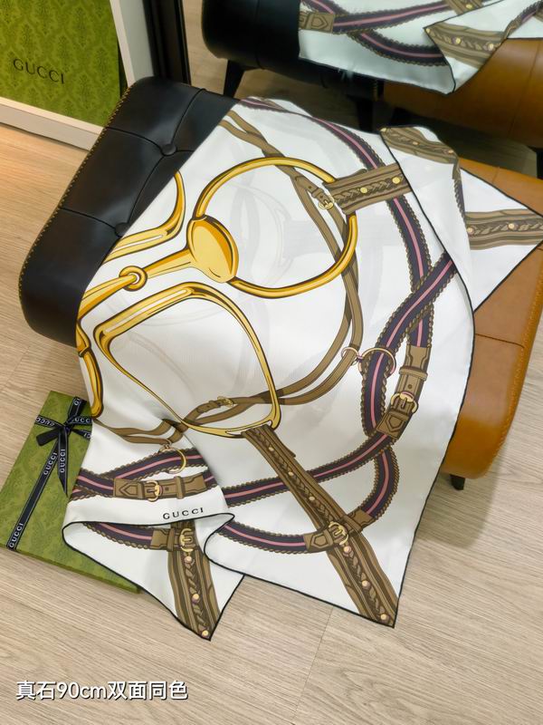 Gucci silk scarf 90X90cm E08 (7)