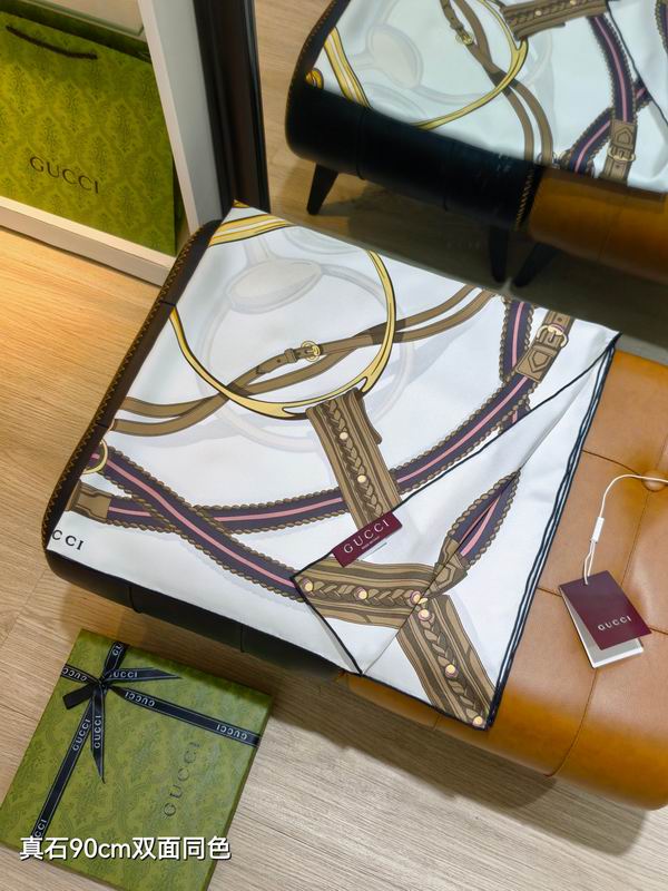 Gucci silk scarf 90X90cm E08 (8)