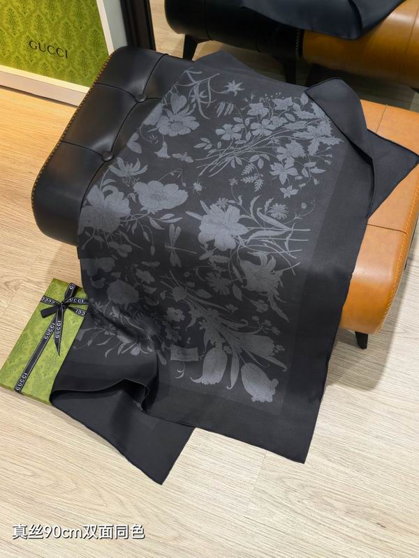 Gucci silk scarf 90X90cm E16 (5)
