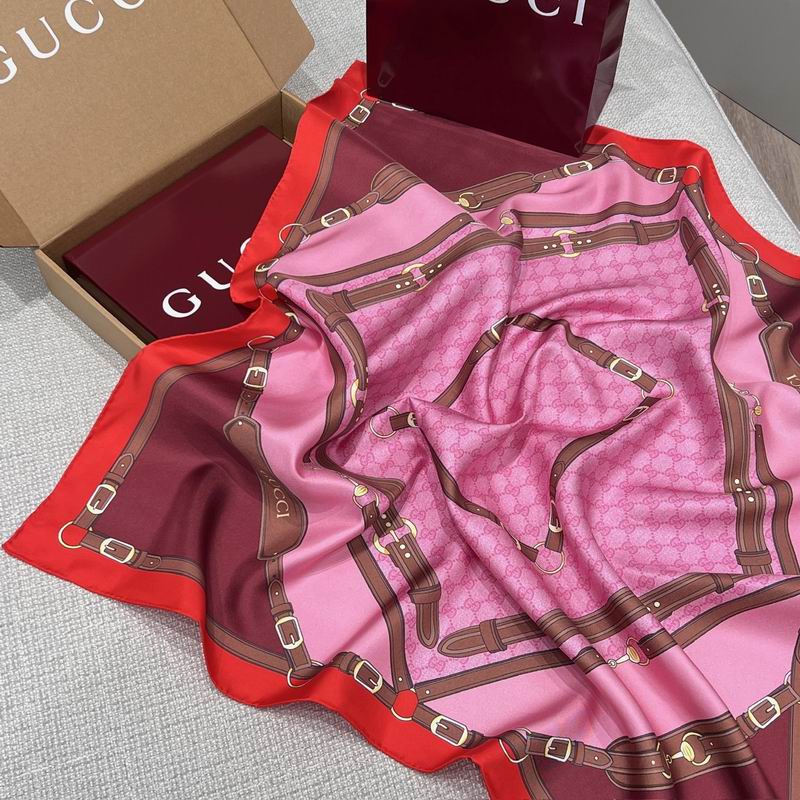Gucci silk scarf 90X90cm E49 (1)