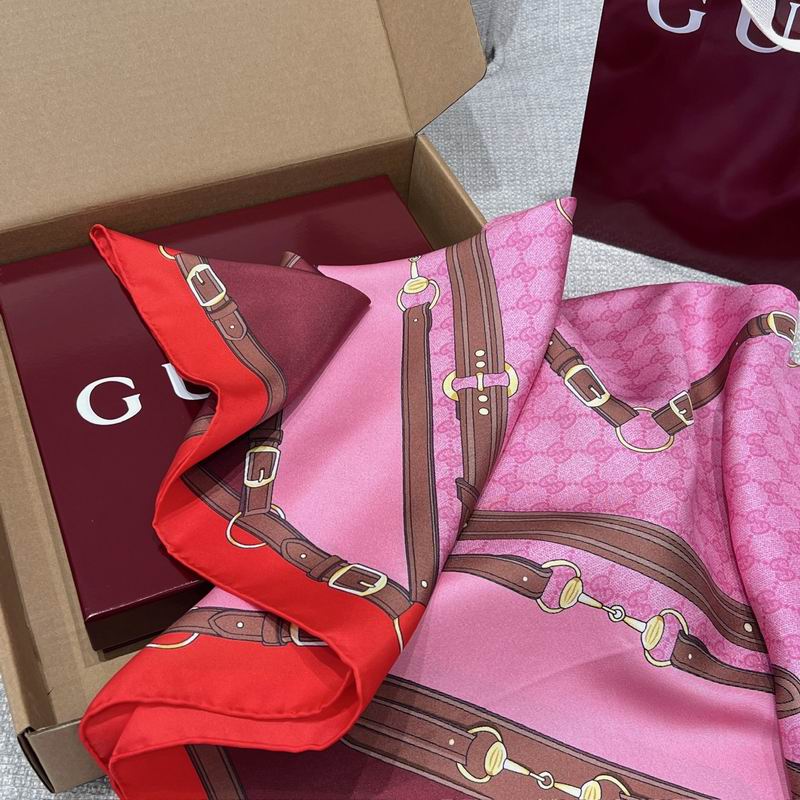 Gucci silk scarf 90X90cm E49 (6)