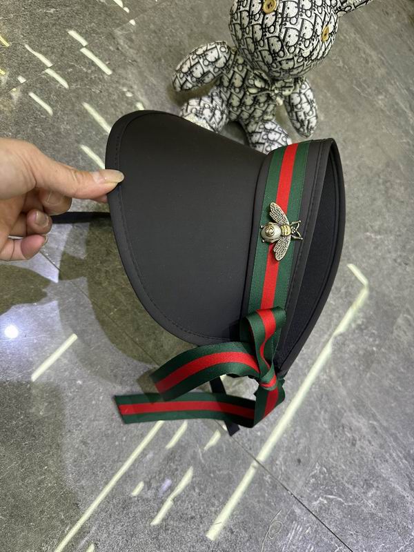 Gucci visor dx   (418)
