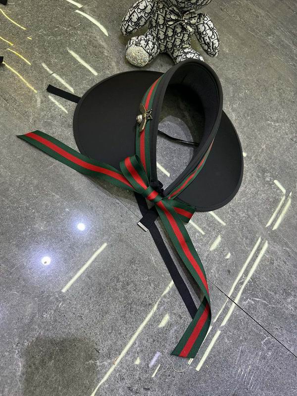 Gucci visor dx   (422)