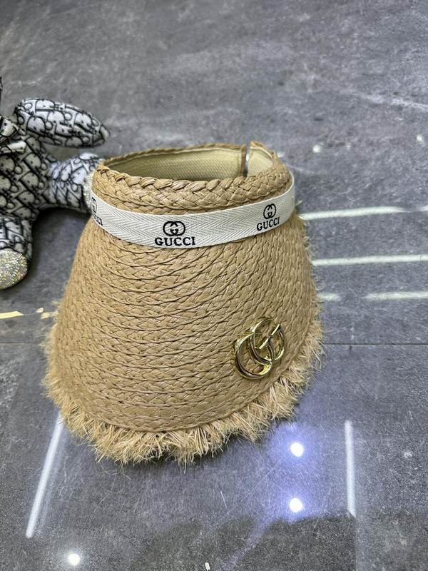Gucci visor dx   (429)