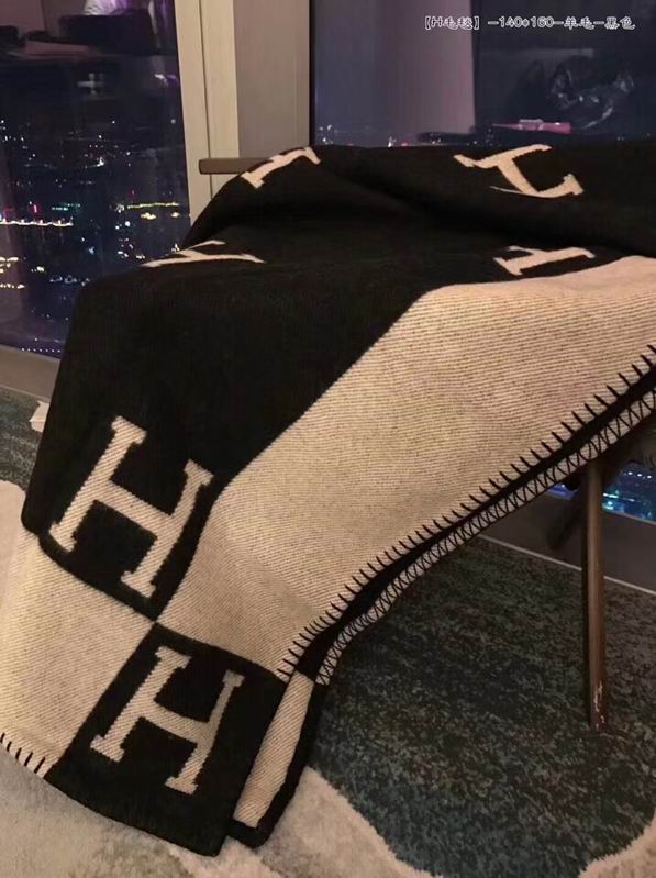 HERMER 135x165 1500g     (18)