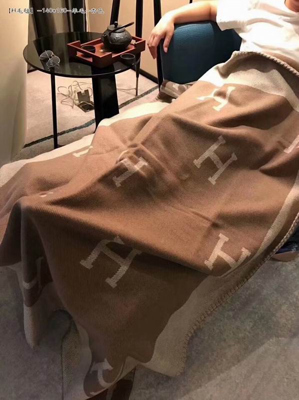 HERMER 135x165 1500g     (25)