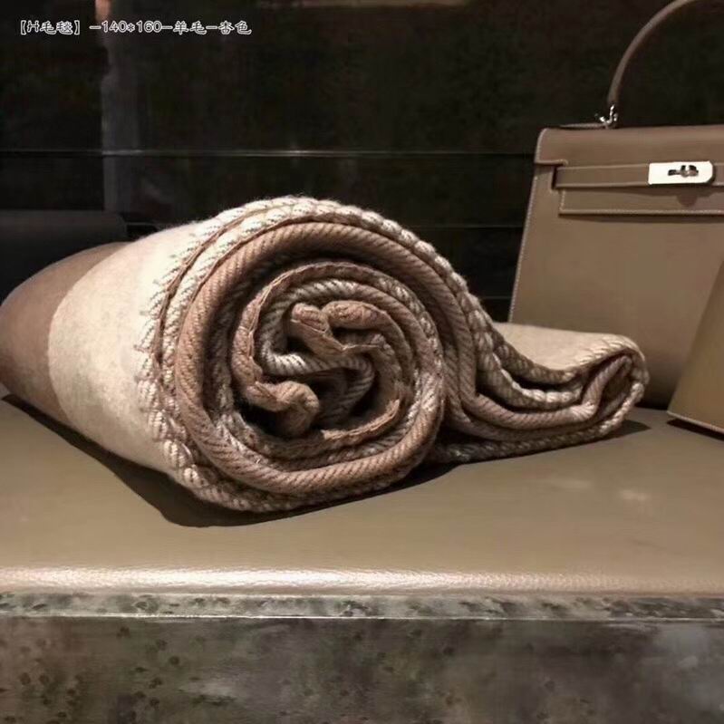 HERMER 135x165 1500g     (38)