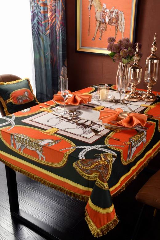 Hermes 1.5x1.5m 1.5x2 (2)