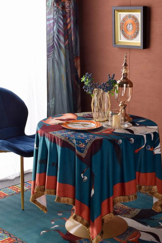 Hermes 1.5x1.5m 1.5x2 (2)