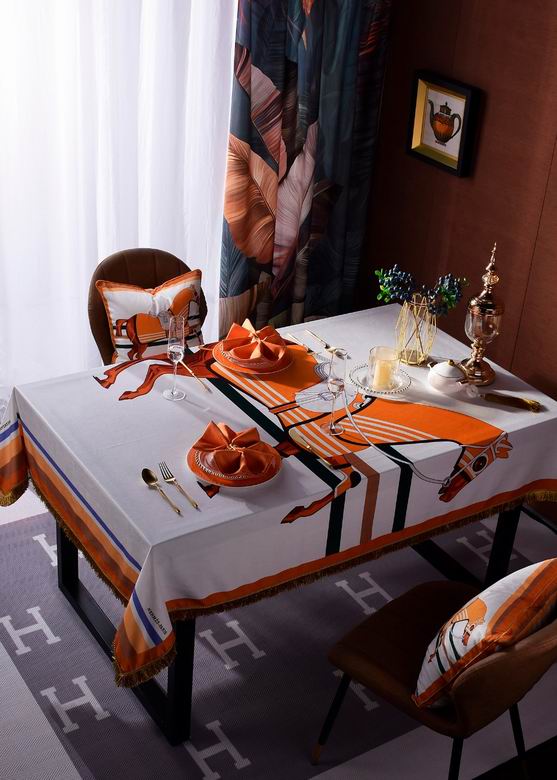 Hermes 1.5x1.5m 1.5x2 (2)