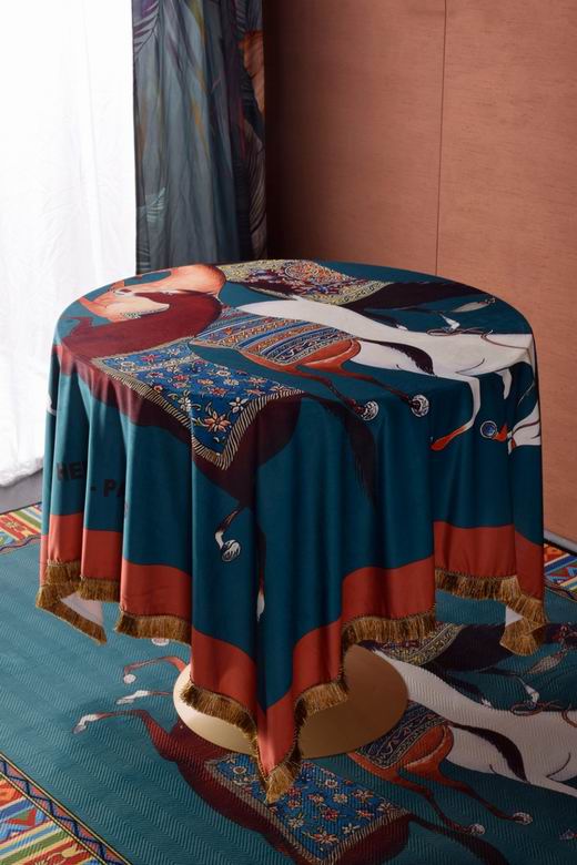 Hermes 1.5x1.5m 1.5x2 (3)