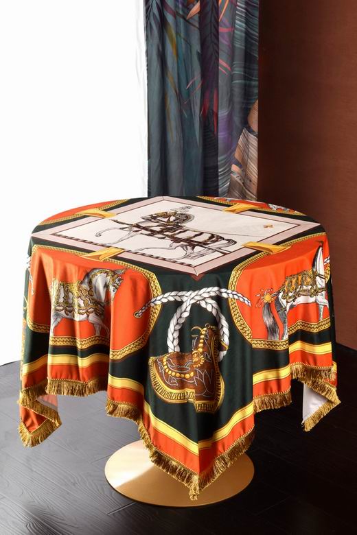 Hermes 1.5x1.5m 1.5x2 (5)