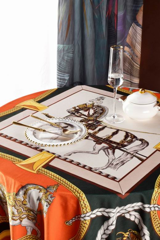 Hermes 1.5x1.5m 1.5x2 (8)