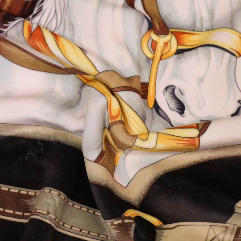 Hermes 1.5x1.5m 1.5x2. 2x2.3m   (8)