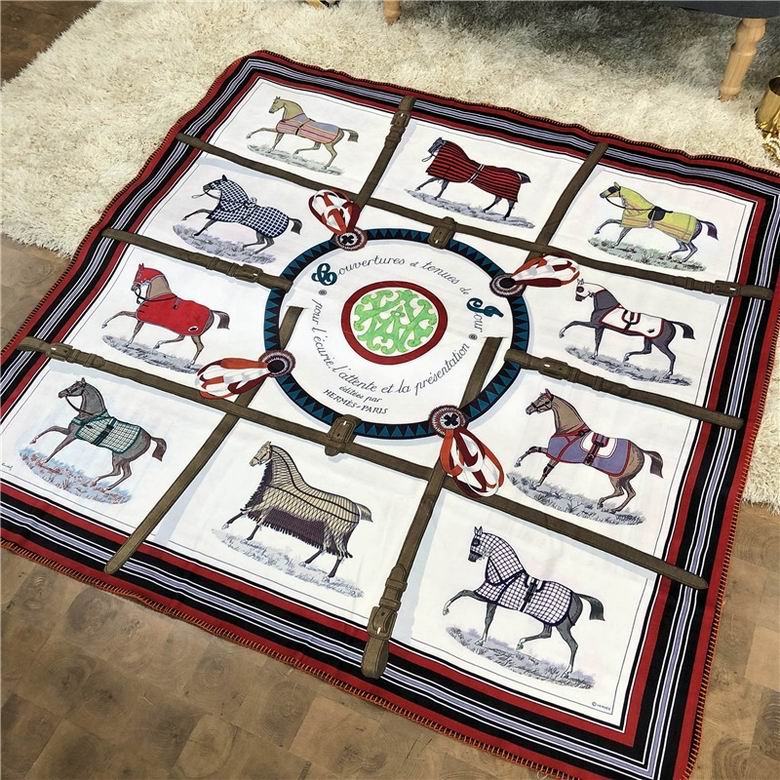 Hermes 1.5x1.5m 1.5x2.0m 2.0x2.3m (1)