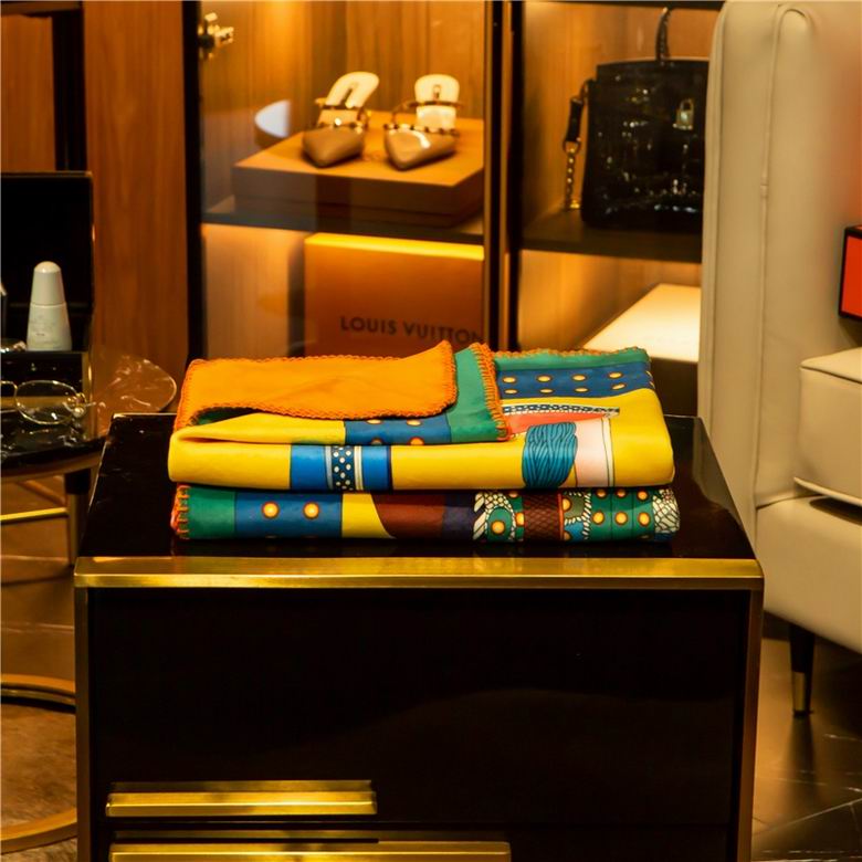 Hermes 1.5x1.5m 1.5x2.0m 2.0x2.3m  (8)