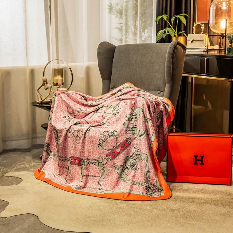 Hermes 1.5x1.5m 1.5x2.0m 2.0x2.3m   (1)