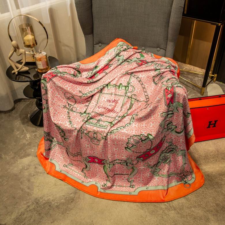 Hermes 1.5x1.5m 1.5x2.0m 2.0x2.3m   (2)