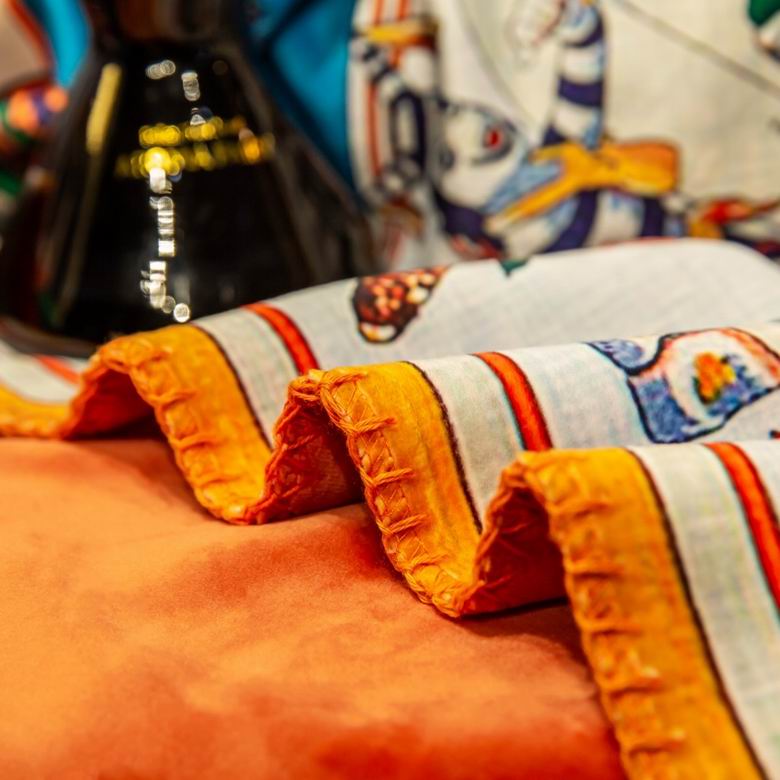 Hermes 1.5x1.5m 1.5x2.0m 2.0x2.3m   (4)