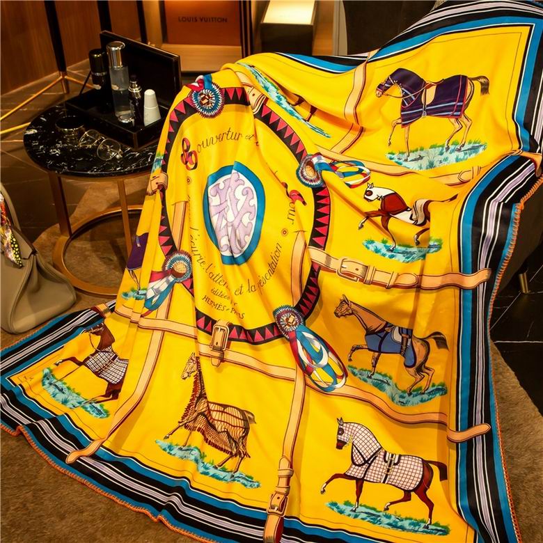 Hermes 1.5x1.5m 1.5x2.0m 2.0x2.3m   (4)