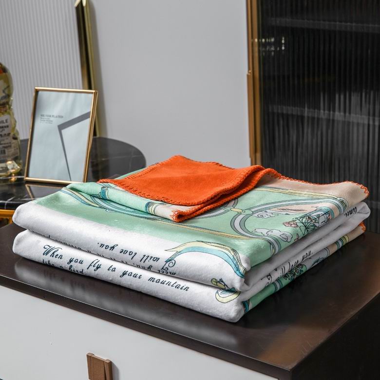 Hermes 1.5x1.5m 1.5x2.0m 2.0x2.3m   (4)