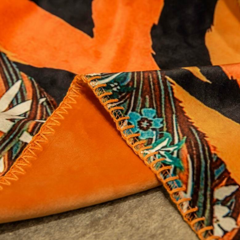 Hermes 1.5x1.5m 1.5x2.0m 2.0x2.3m   (5)