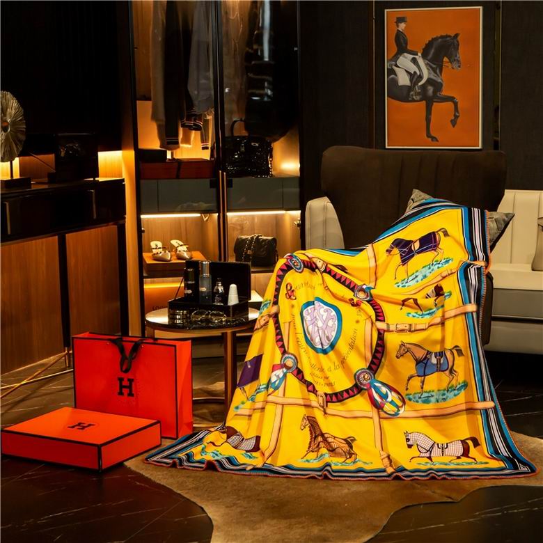 Hermes 1.5x1.5m 1.5x2.0m 2.0x2.3m   (6)