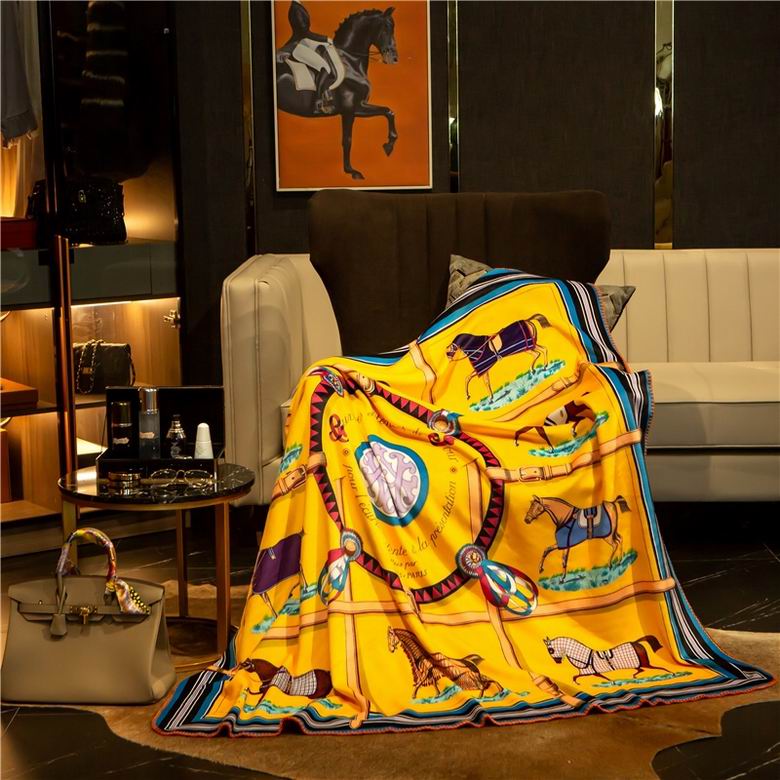 Hermes 1.5x1.5m 1.5x2.0m 2.0x2.3m   (7)