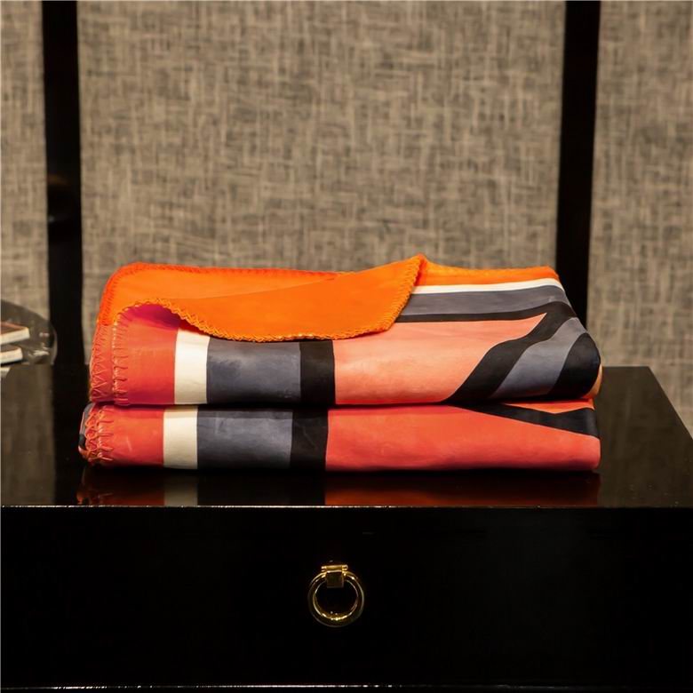 Hermes 1.5x1.5m 1.5x2.0m 2.0x2.3m   (7)