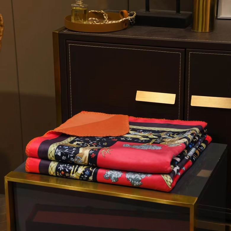 Hermes 1.5x1.5m 1.5x2.0m 2.0x2.3m   (7)