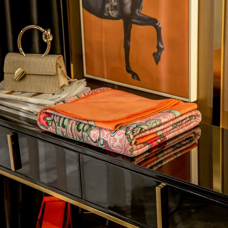 Hermes 1.5x1.5m 1.5x2.0m 2.0x2.3m   (8)