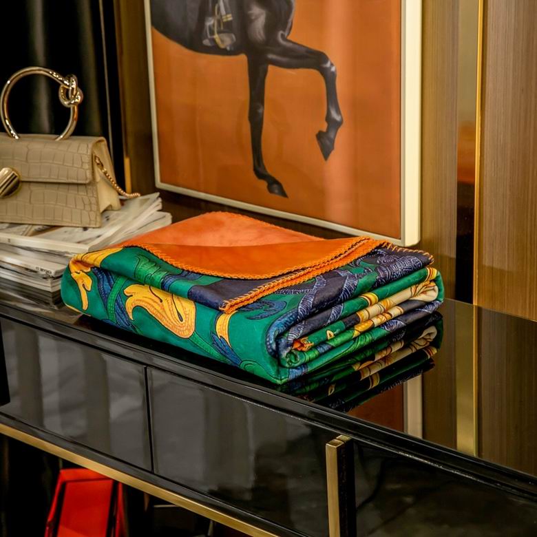 Hermes 1.5x1.5m 1.5x2.0m 2.0x2.3m   (8)