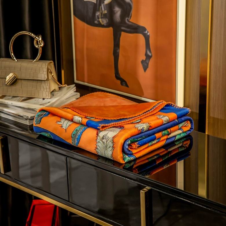 Hermes 1.5x1.5m 1.5x2.0m 2.0x2.3m   (8)