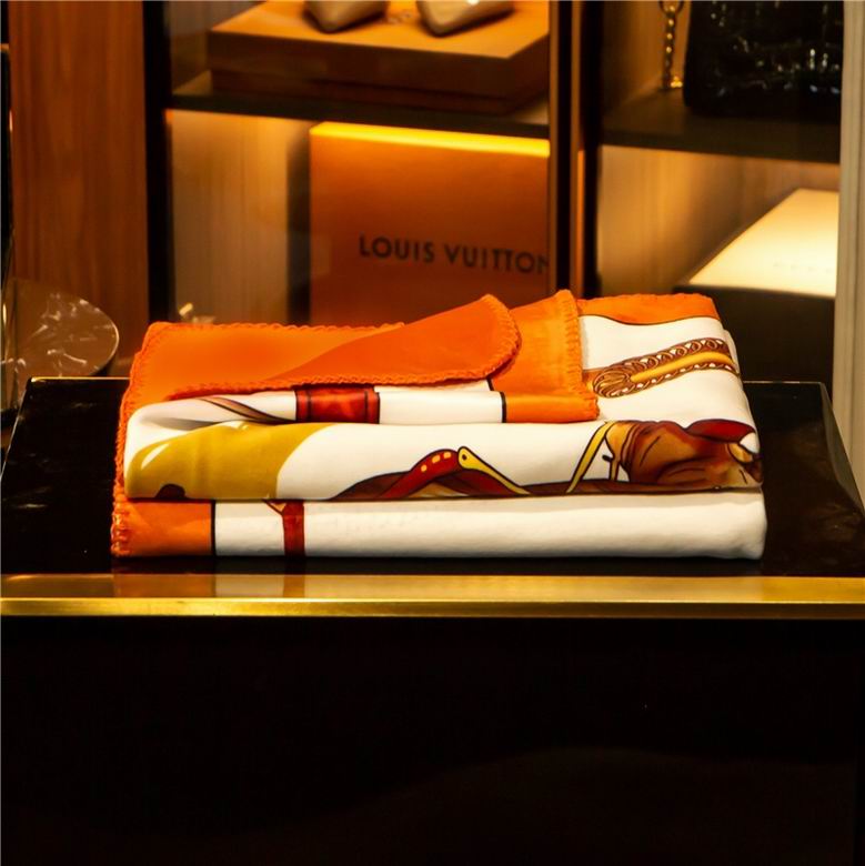 Hermes 1.5x1.5m 1.5x2.0m 2.0x2.3m   (8)