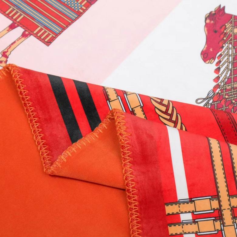 Hermes 1.5x1.5m 1.5x2.0m 2.0x2.3m   (8)