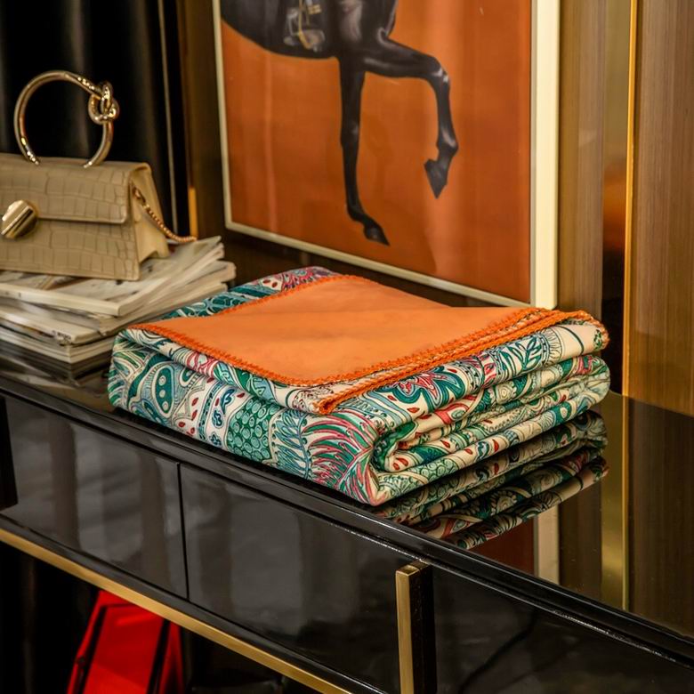 Hermes 1.5x1.5m 1.5x2.0m 2.0x2.3m   (9)