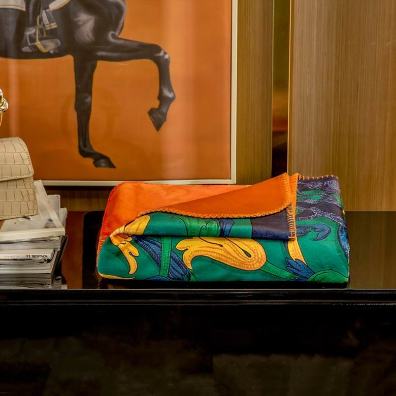 Hermes 1.5x1.5m 1.5x2.0m 2.0x2.3m   (9)