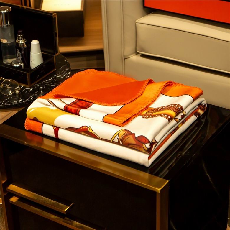 Hermes 1.5x1.5m 1.5x2.0m 2.0x2.3m   (9)