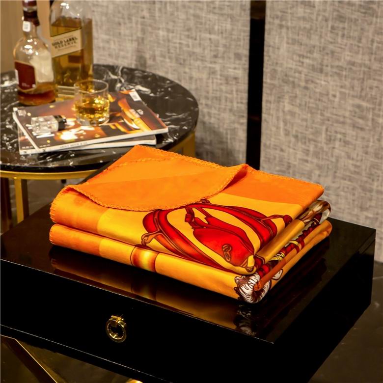 Hermes 1.5x1.5m 1.5x2.0m 2.0x2.3m   (9)