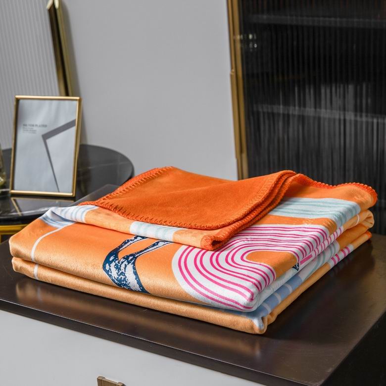 Hermes 1.5x1.5m 1.5x2.0m 2.0x2.3m   (9)