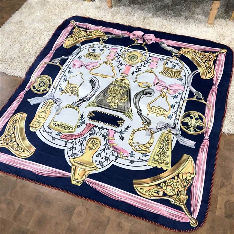 Hermes 1.5x1.5m 1.5x2.0m 2.0x2.3m    (1)