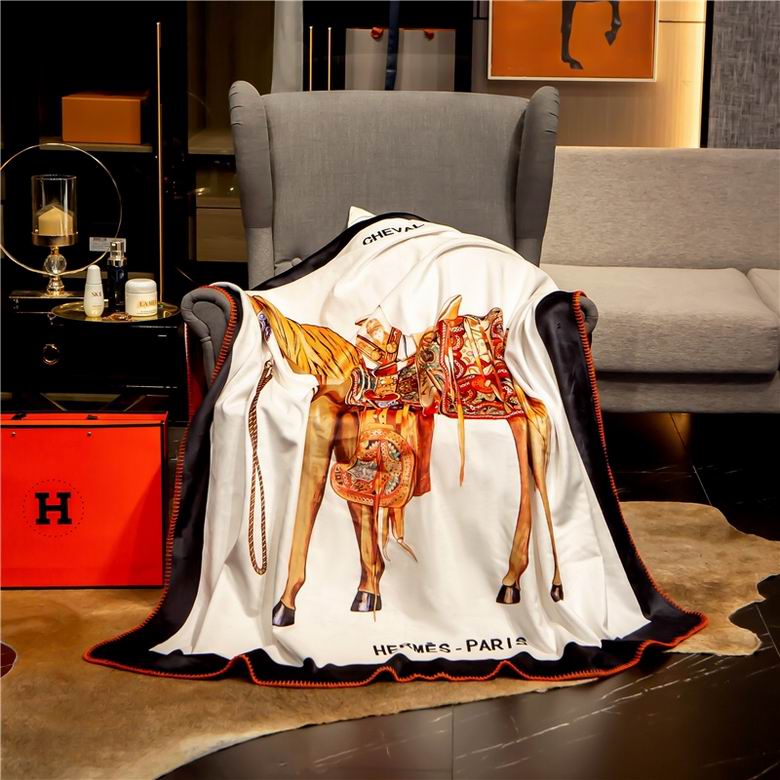 Hermes 1.5x1.5m 1.5x2.0m 2.0x2.3m    (4)