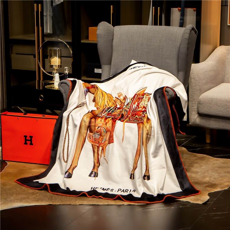 Hermes 1.5x1.5m 1.5x2.0m 2.0x2.3m    (5)