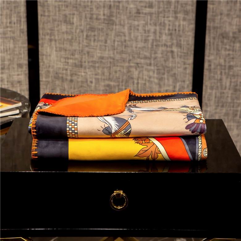 Hermes 1.5x1.5m 1.5x2.0m 2.0x2.3m    (8)