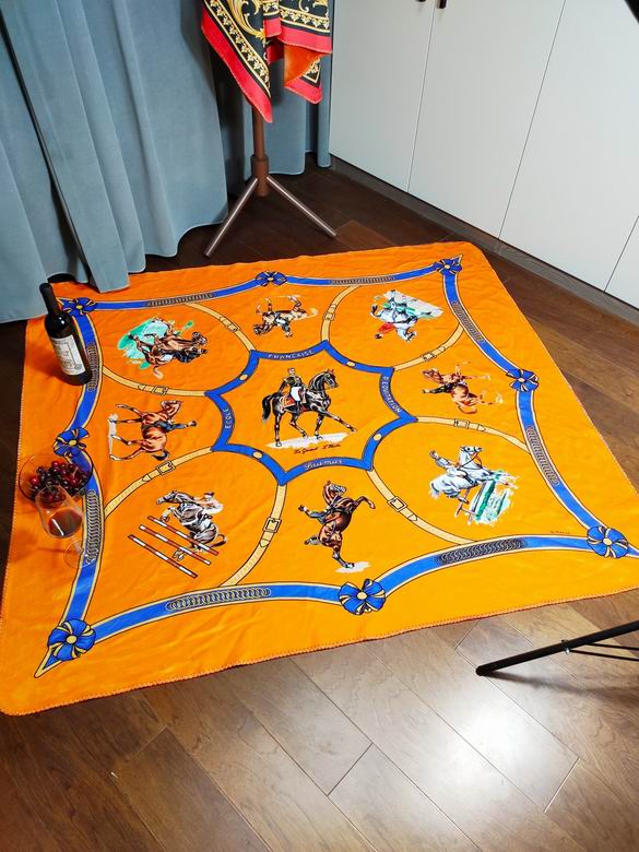 Hermes 1.5x1.5m 1.5x2m 2x2.3m (1)